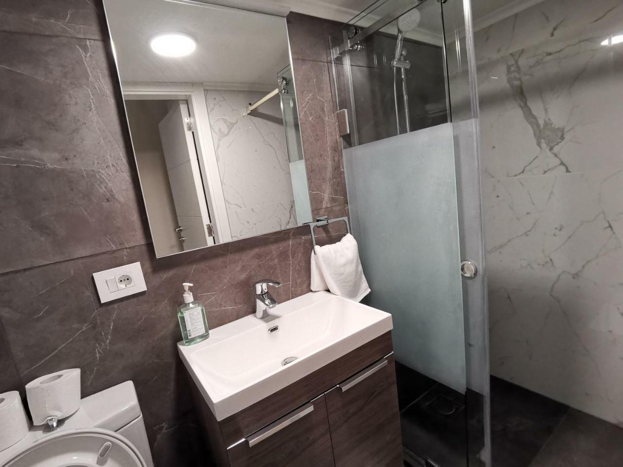 West House Apartments-Mar Mikhael Beirut Ngoại thất bức ảnh